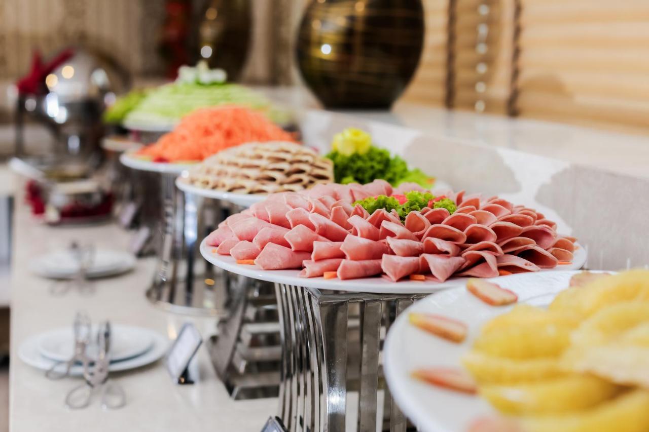 Muong Thanh Grand Hanoi Hotel Buitenkant foto