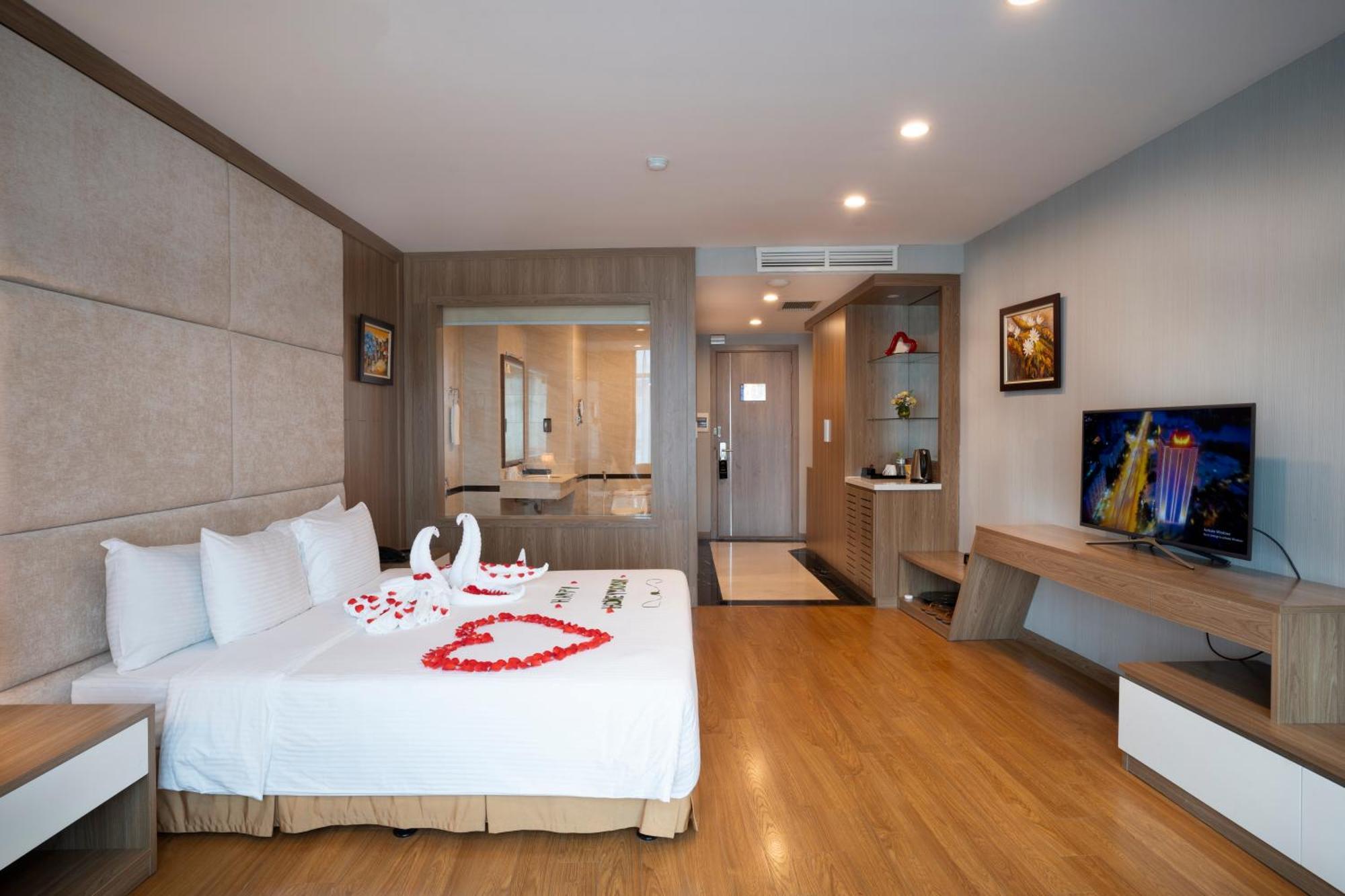 Muong Thanh Grand Hanoi Hotel Buitenkant foto