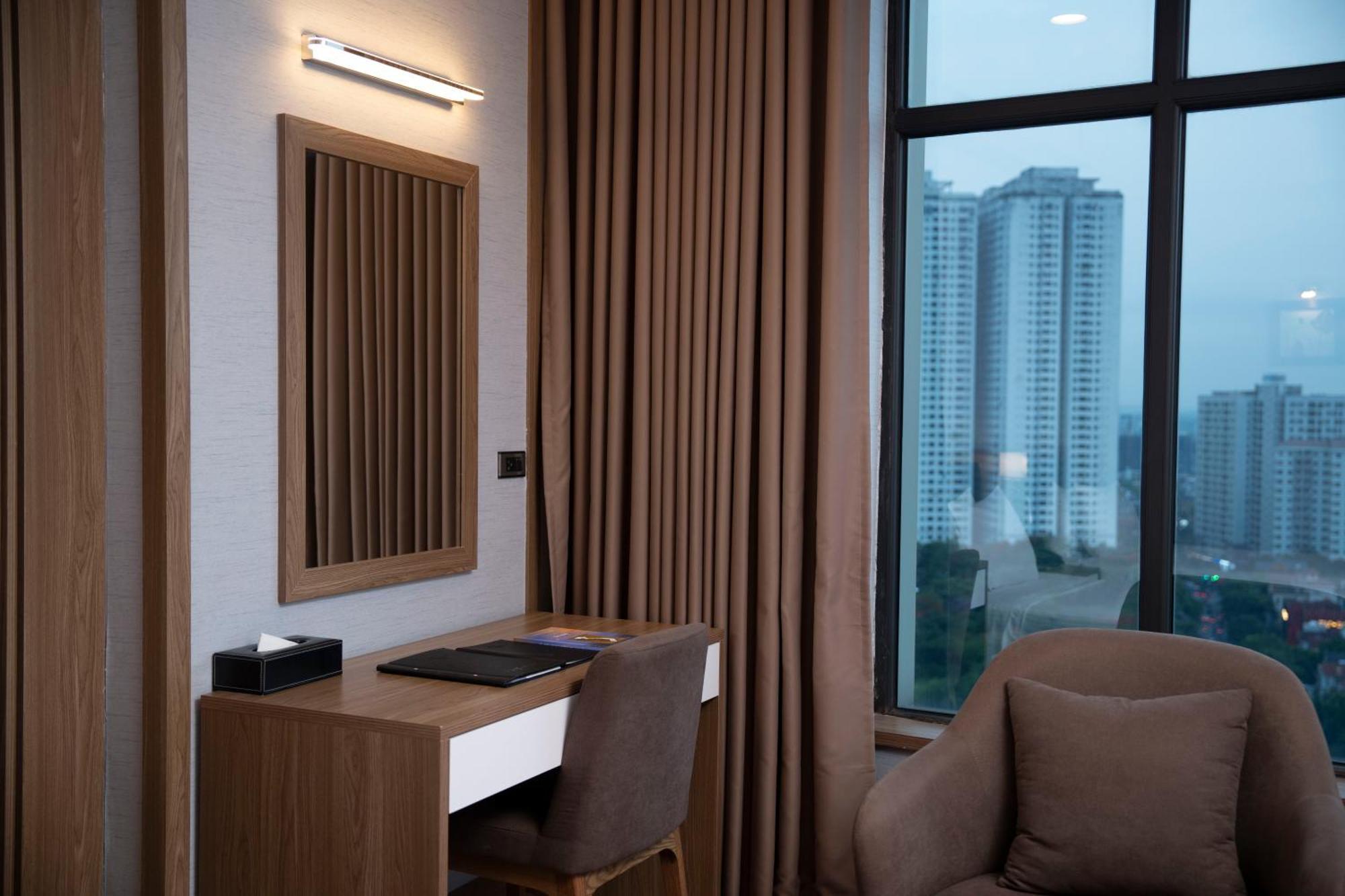 Muong Thanh Grand Hanoi Hotel Buitenkant foto