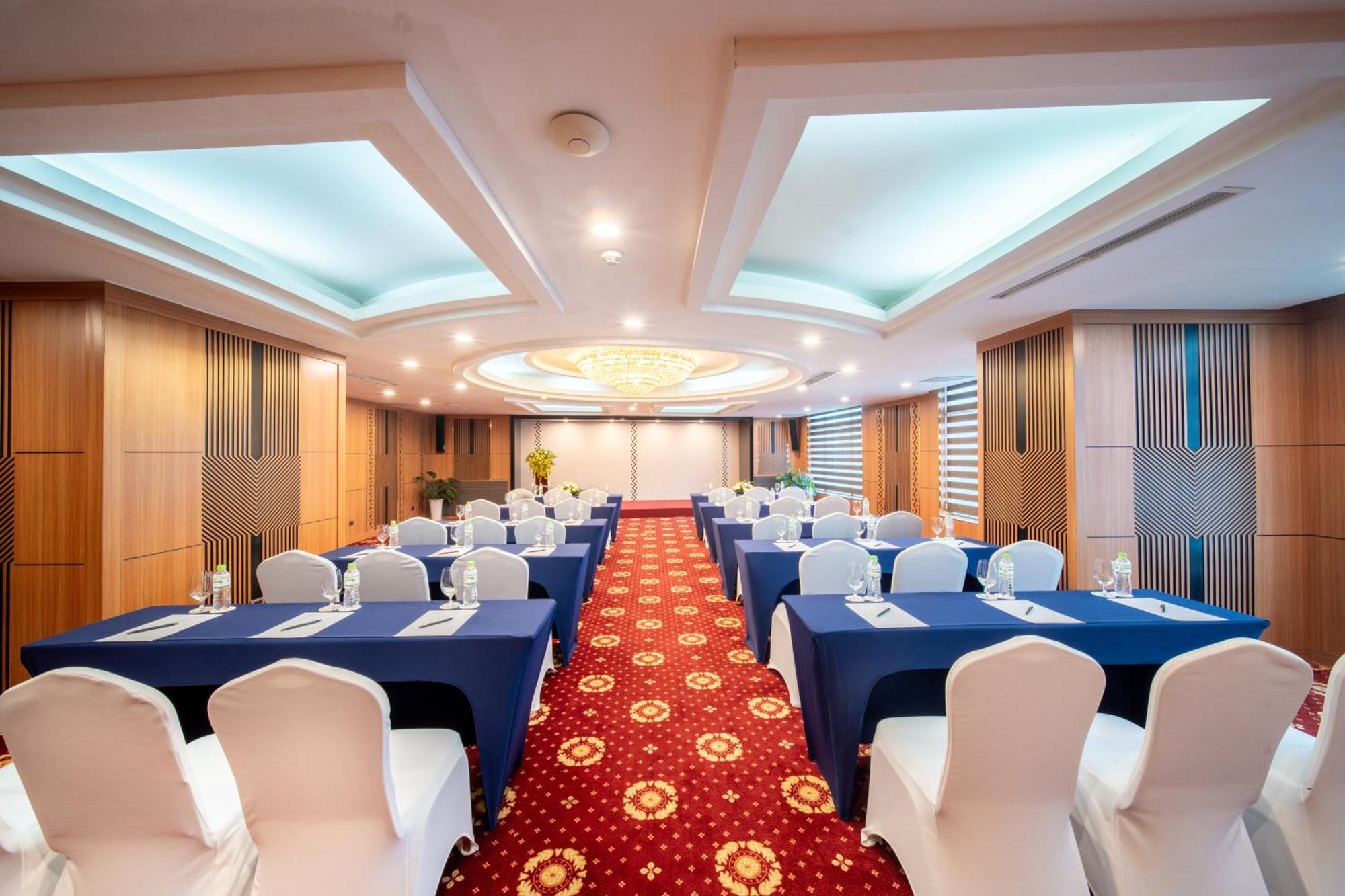 Muong Thanh Grand Hanoi Hotel Buitenkant foto