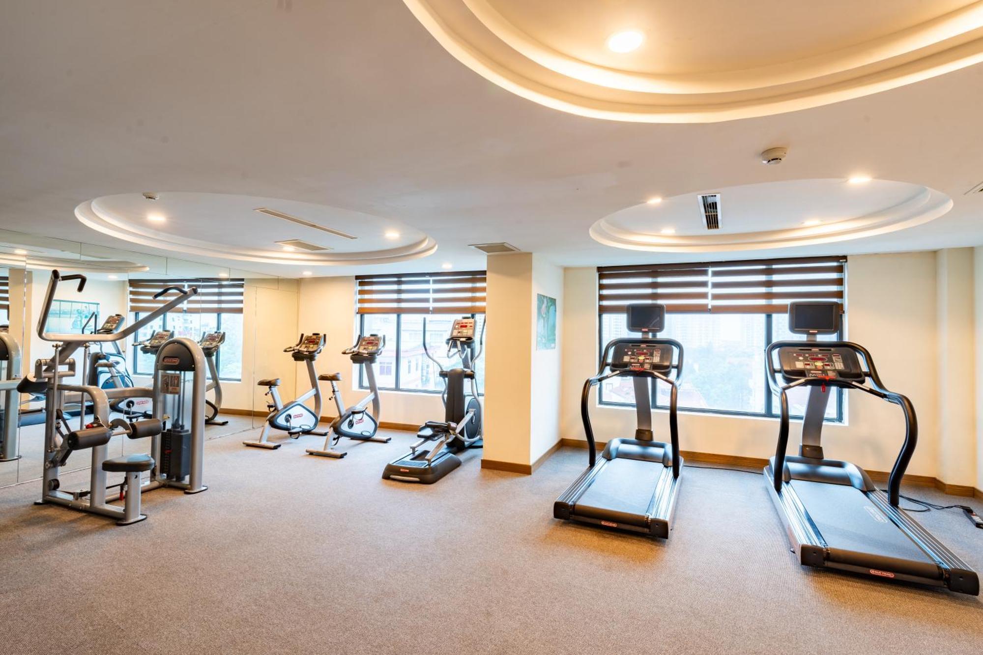Muong Thanh Grand Hanoi Hotel Buitenkant foto