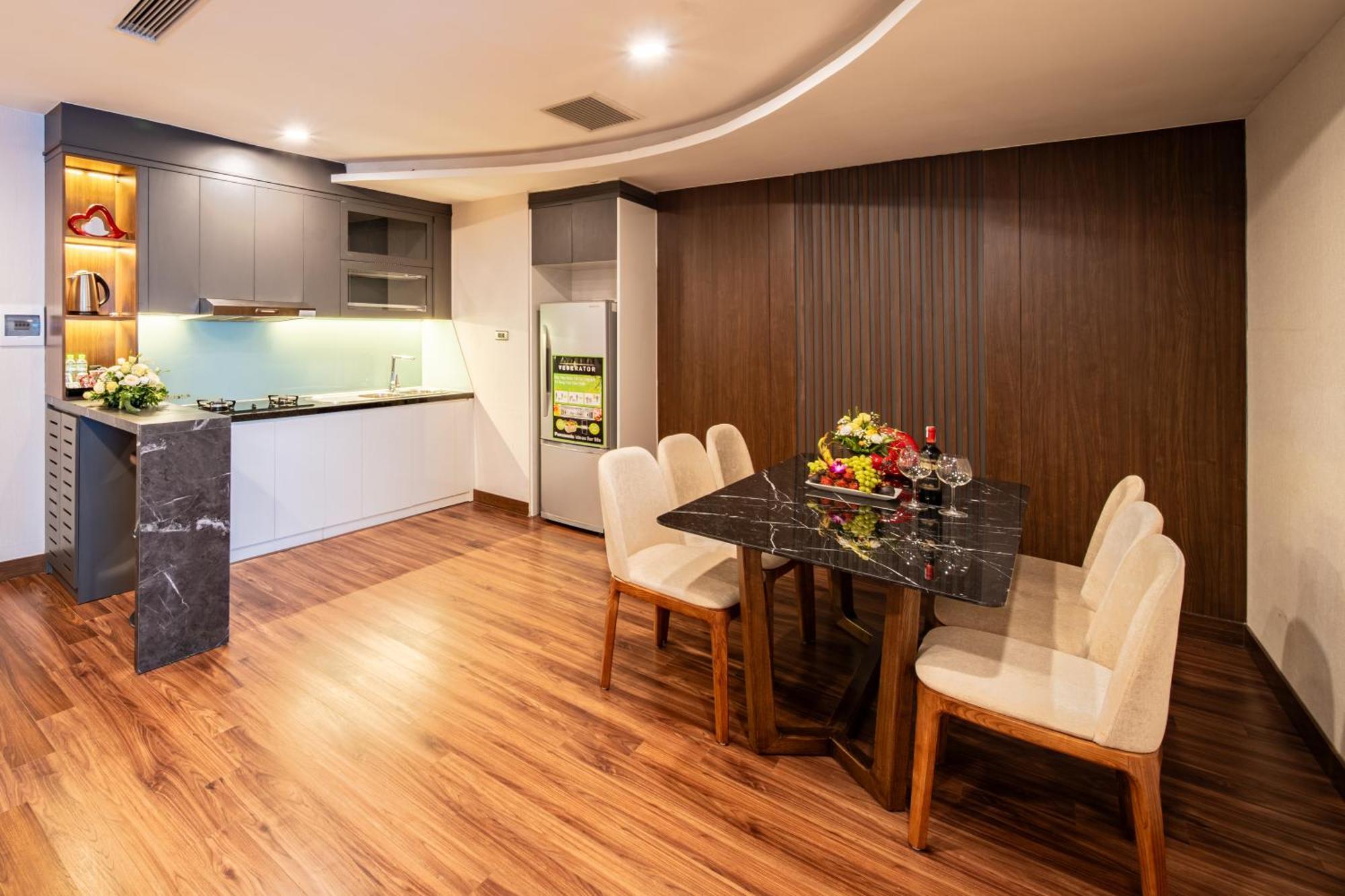 Muong Thanh Grand Hanoi Hotel Buitenkant foto