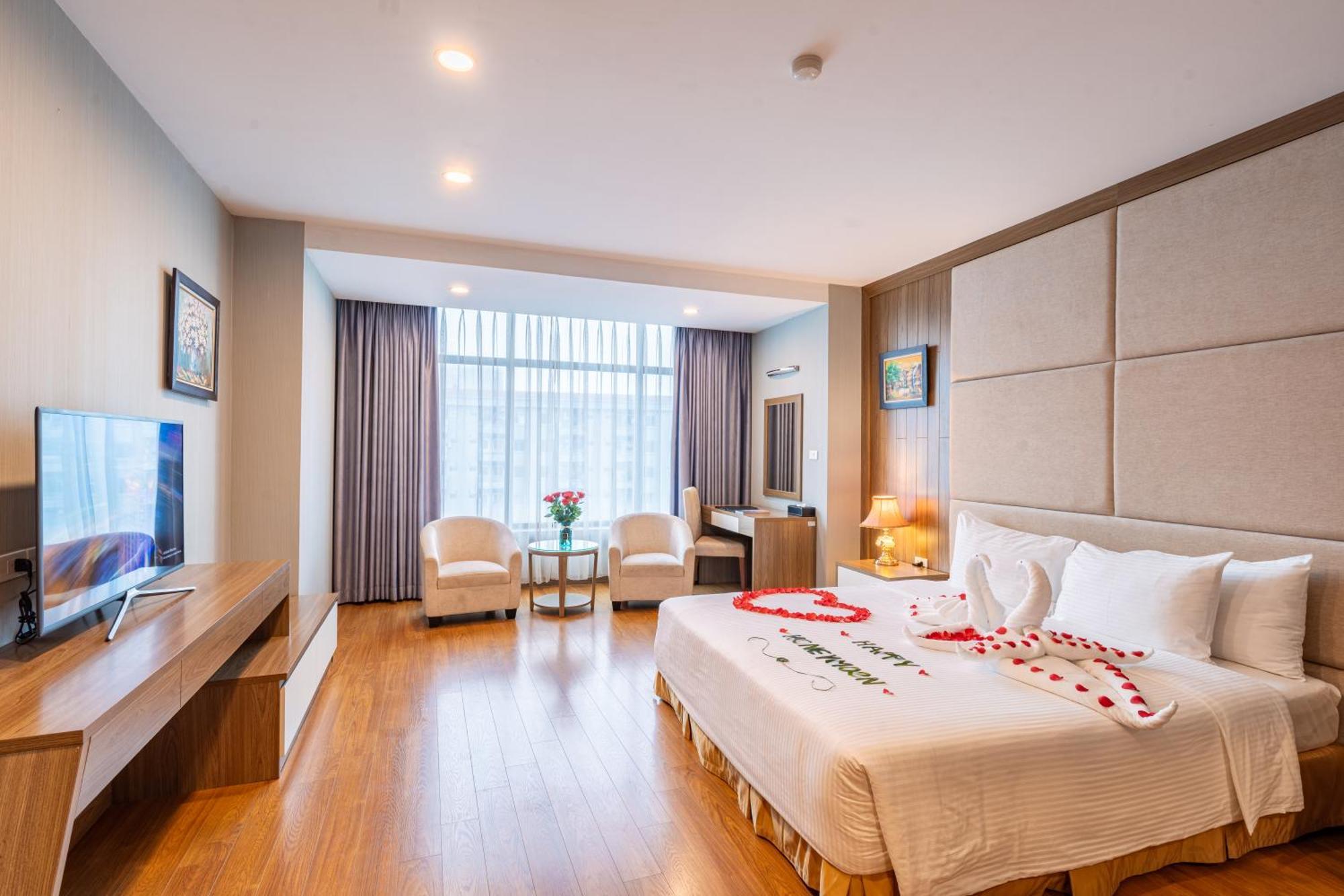 Muong Thanh Grand Hanoi Hotel Buitenkant foto