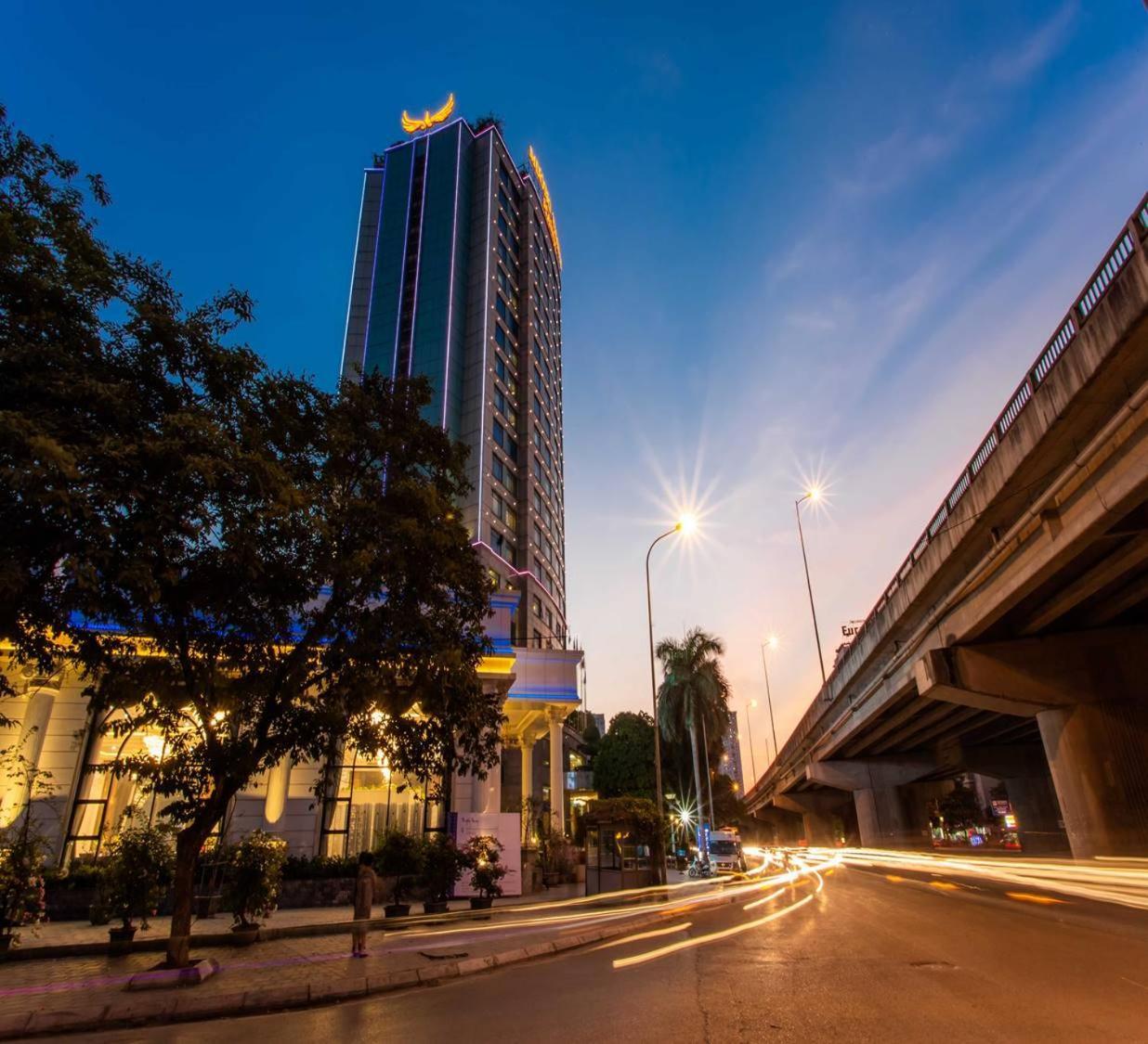 Muong Thanh Grand Hanoi Hotel Buitenkant foto