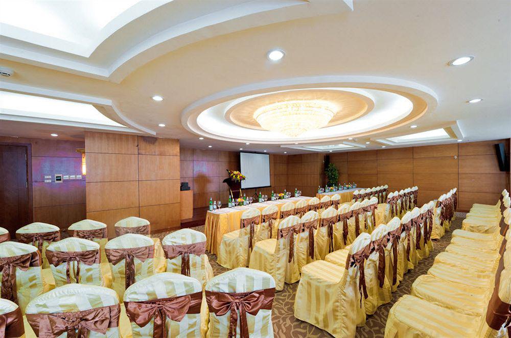 Muong Thanh Grand Hanoi Hotel Buitenkant foto
